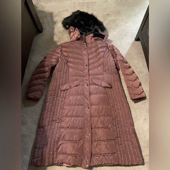 COPY - Long winter coat new with tags - Picture 1 of 3
